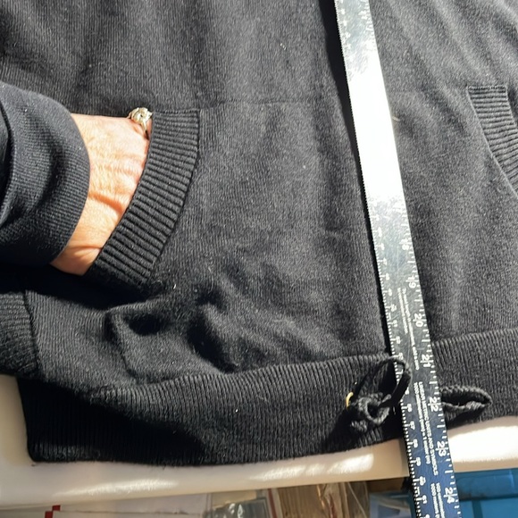 American Eagle Outfitters  size large Black Sweater open sides kangaroo pocket - Picture 7 of 12